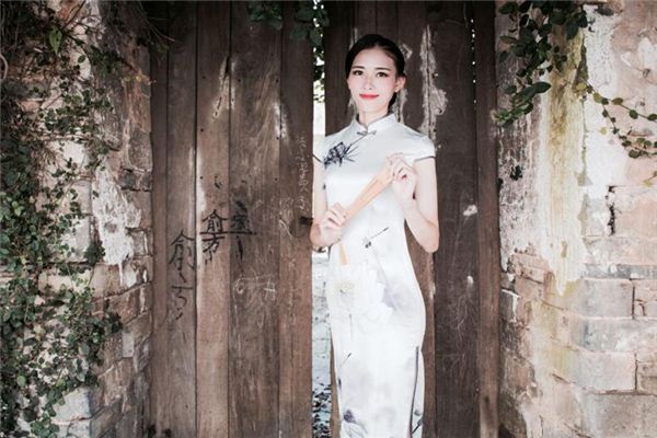 姓名五格分析:吳雁菱