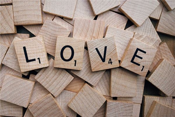 徐佩瑜的姓名打分結(jié)果_徐佩瑜五行分析