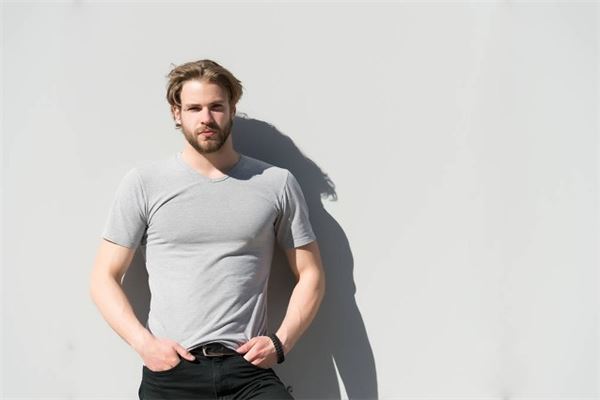 張銳軒的姓名打分結果_張銳軒五行分析