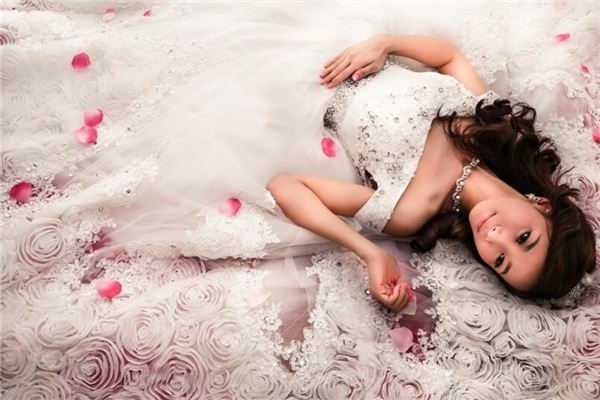 后面帶華字的名字