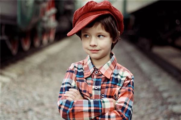 qq名字嘴唇符號