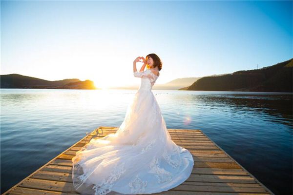 陸宏毅的姓名打分結(jié)果_陸宏毅五行分析